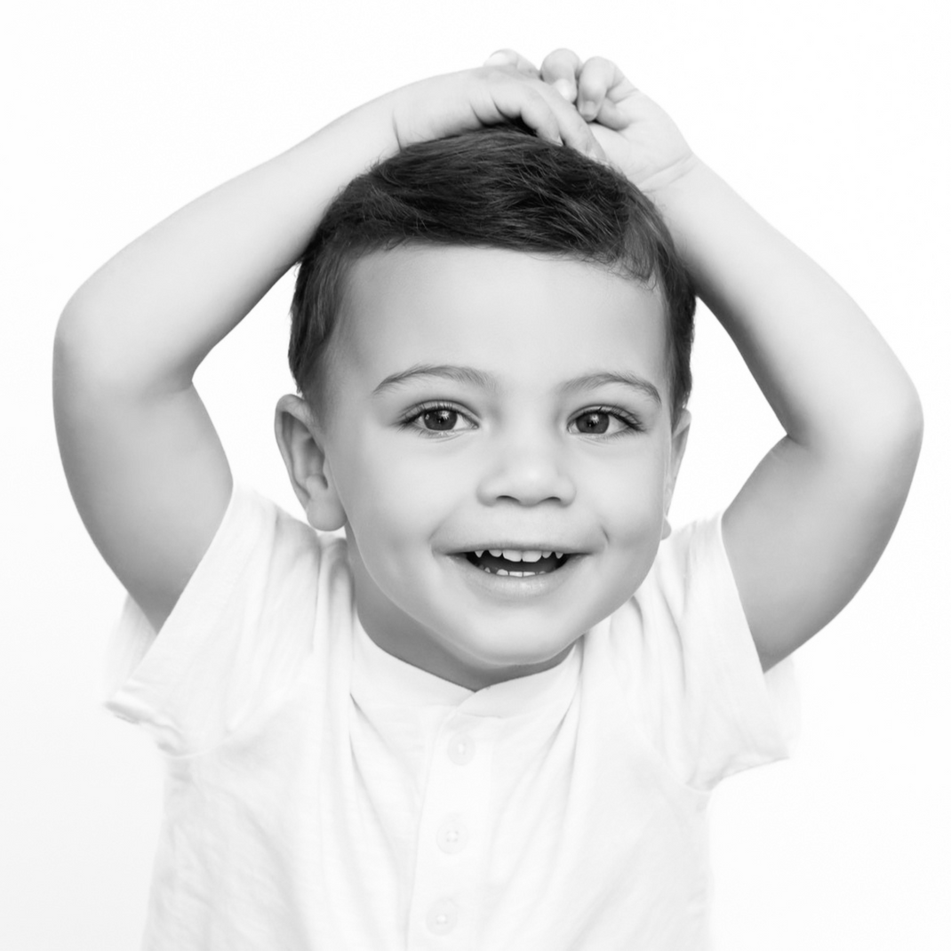 Black & White Portraits at Framebridge 14th Street