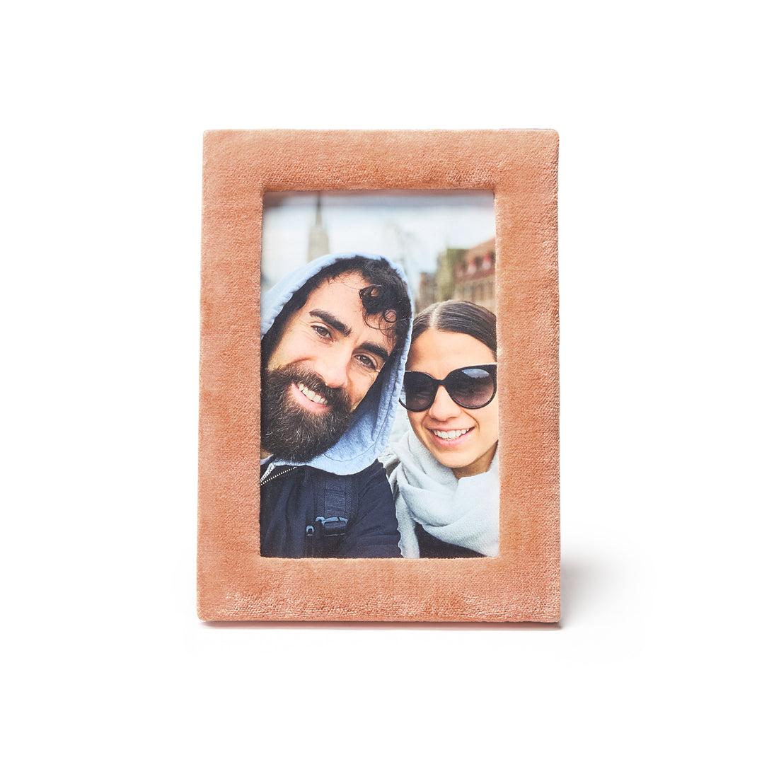Velvet frame